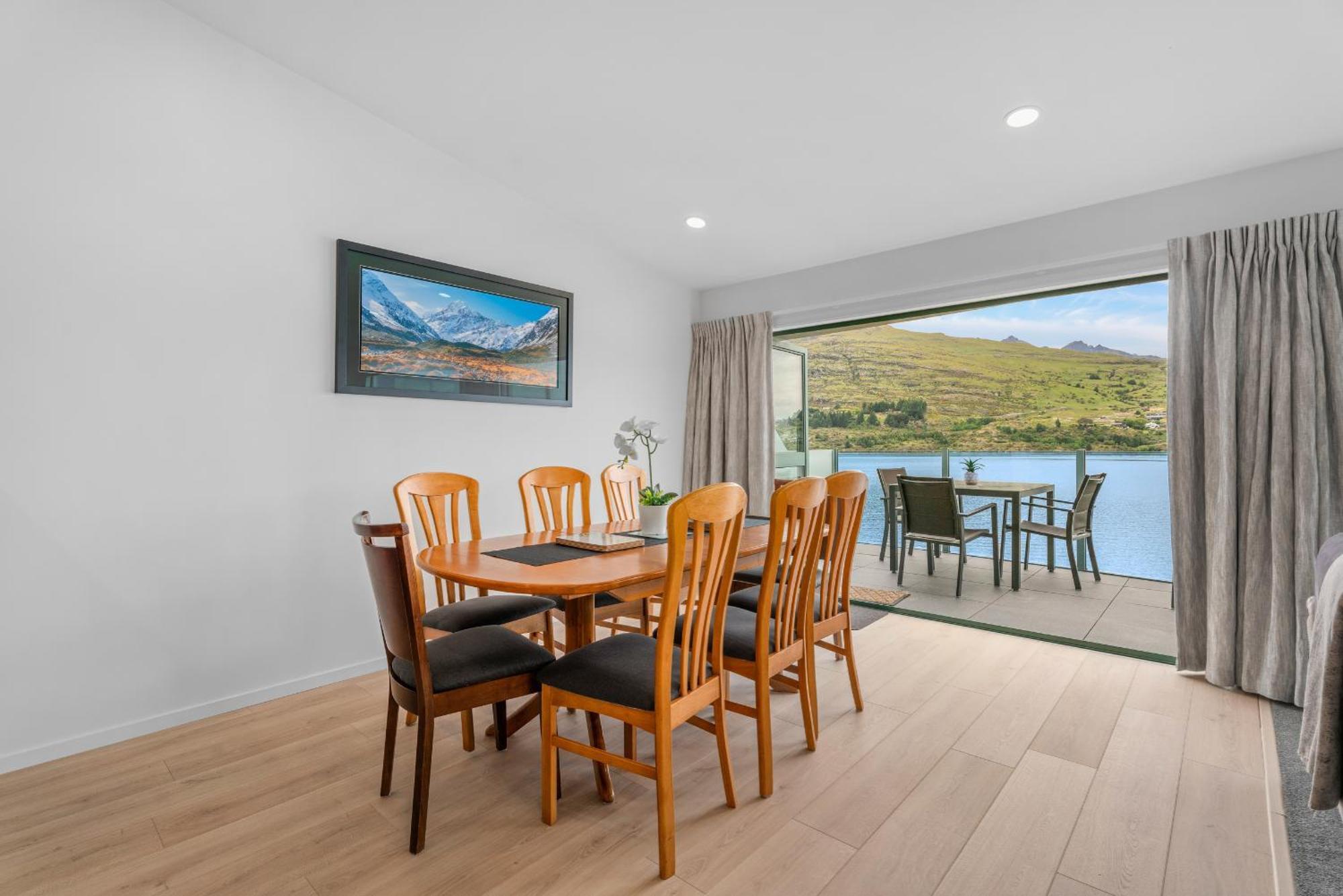 Frankton House - Queenstown Holiday Home Екстериор снимка