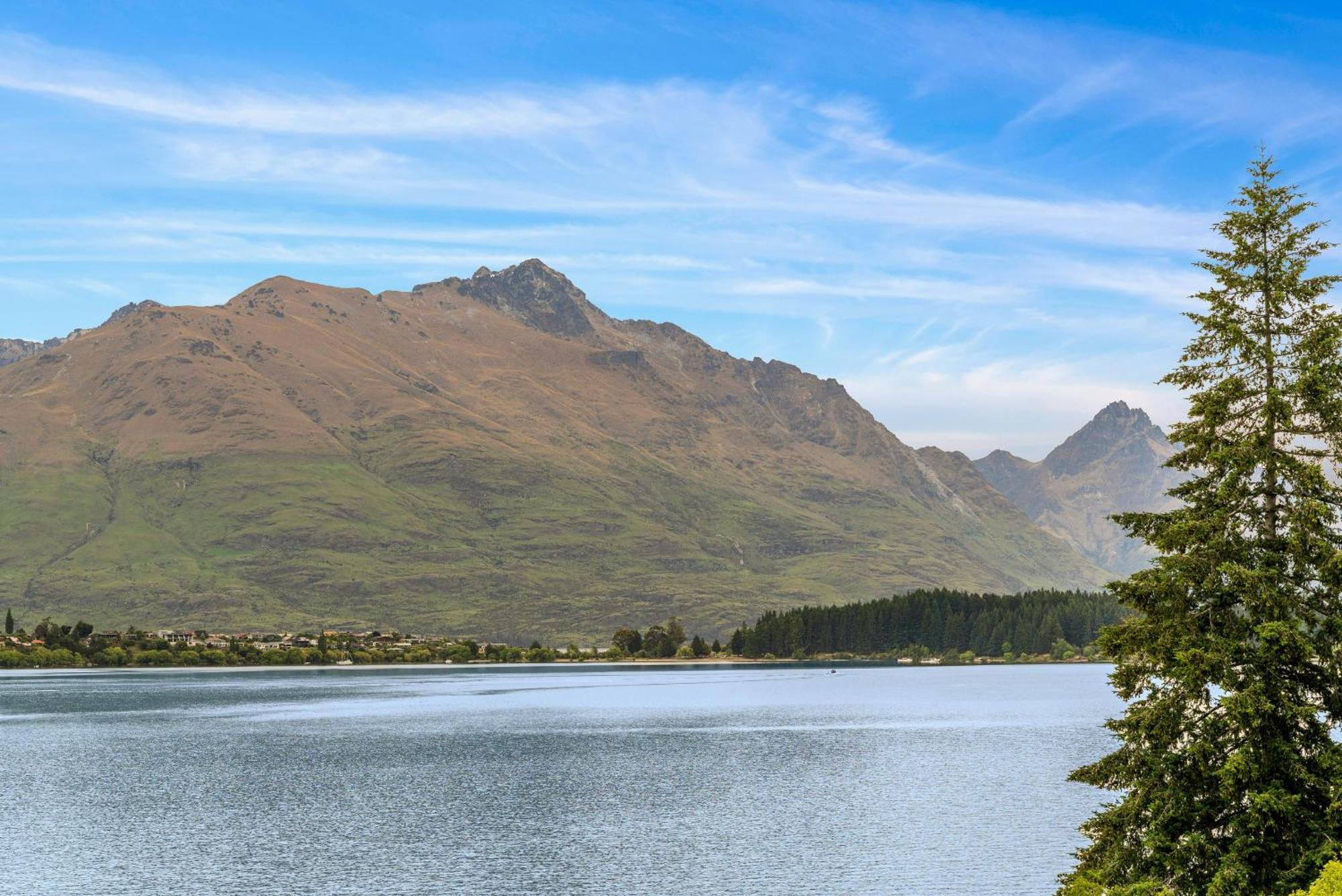 Frankton House - Queenstown Holiday Home Екстериор снимка