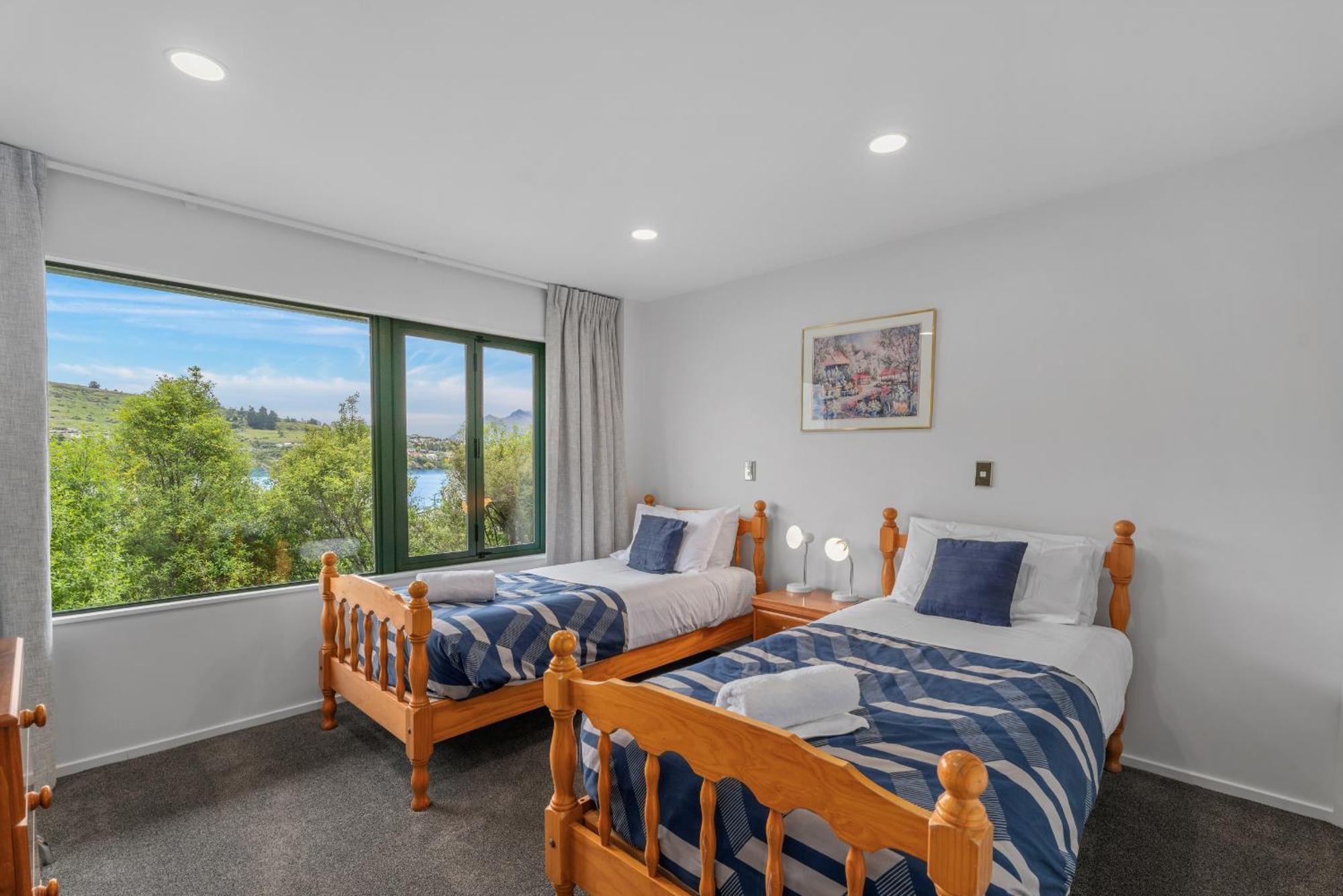 Frankton House - Queenstown Holiday Home Екстериор снимка